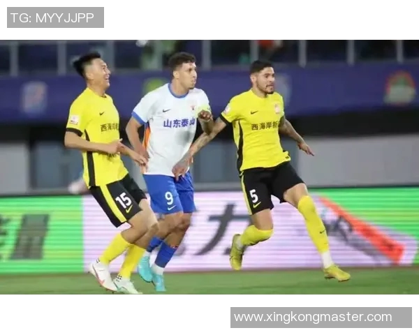 足球报：泰山队明年将重视年轻人才培养与引进优秀外援中卫并行发展